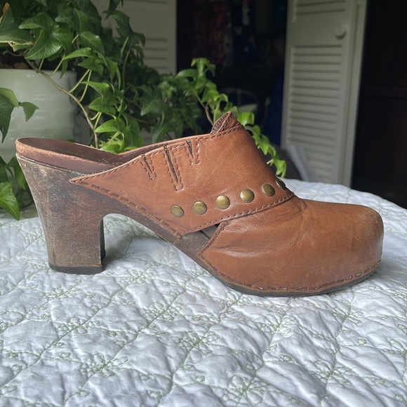 Dansko Rudy Brown Leather Slip On Mule Studded Clog Heels Women's US 6-6.5/EU 36 - Picture 8 of 10
